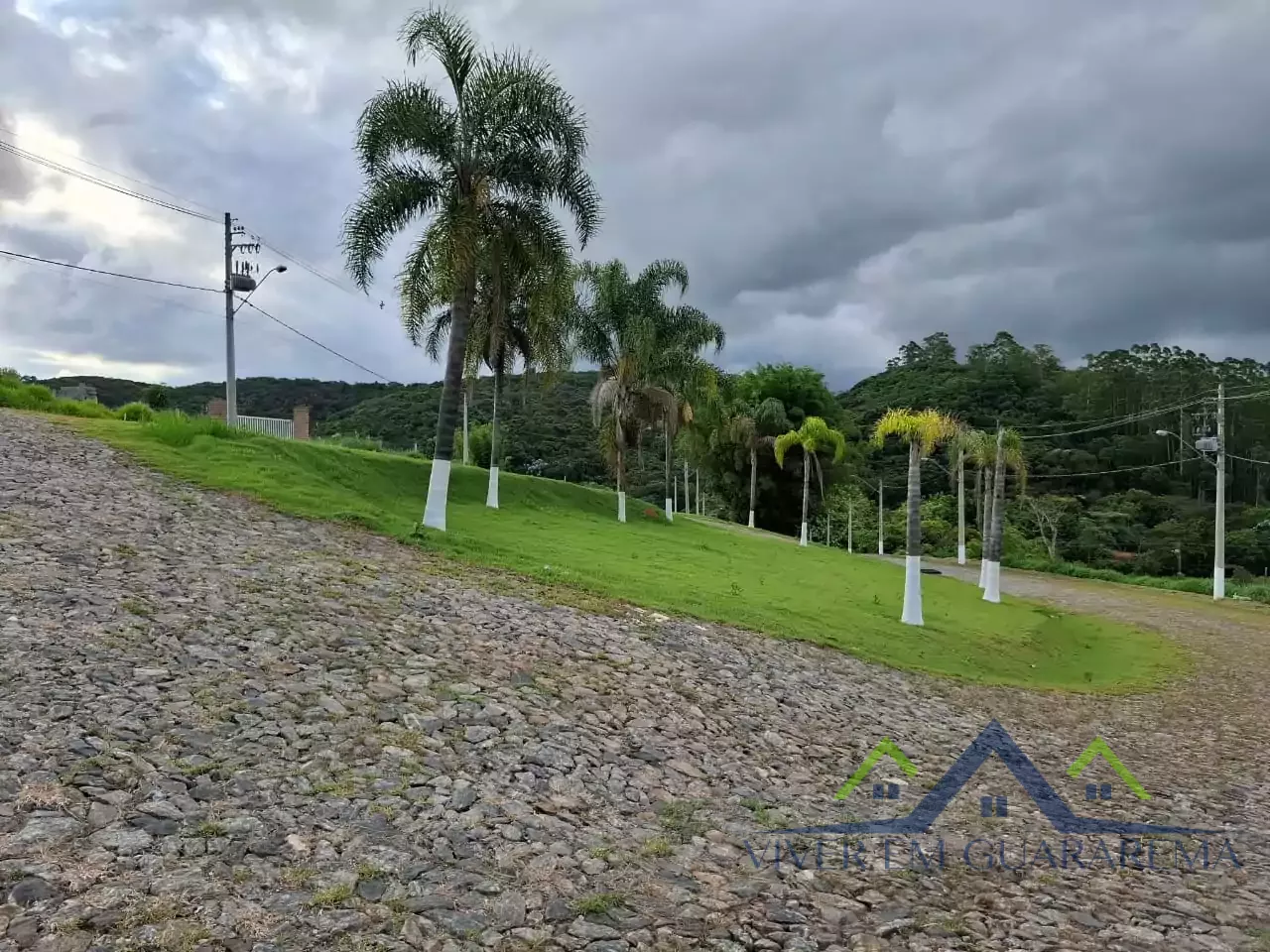LOTES À VENDA NO RESIDENCIAL GUARAREMA HILLS — Miniatura 12