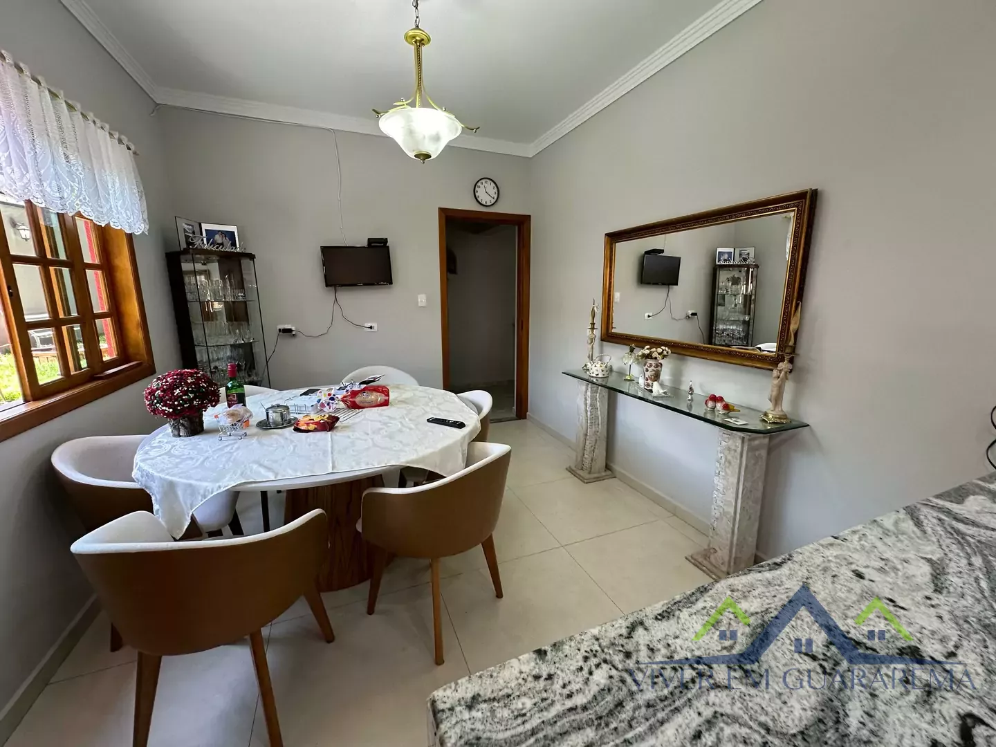 CASA TÉRREA COM PISCINA NO BAIRRO D’AJUDA — Miniatura 6