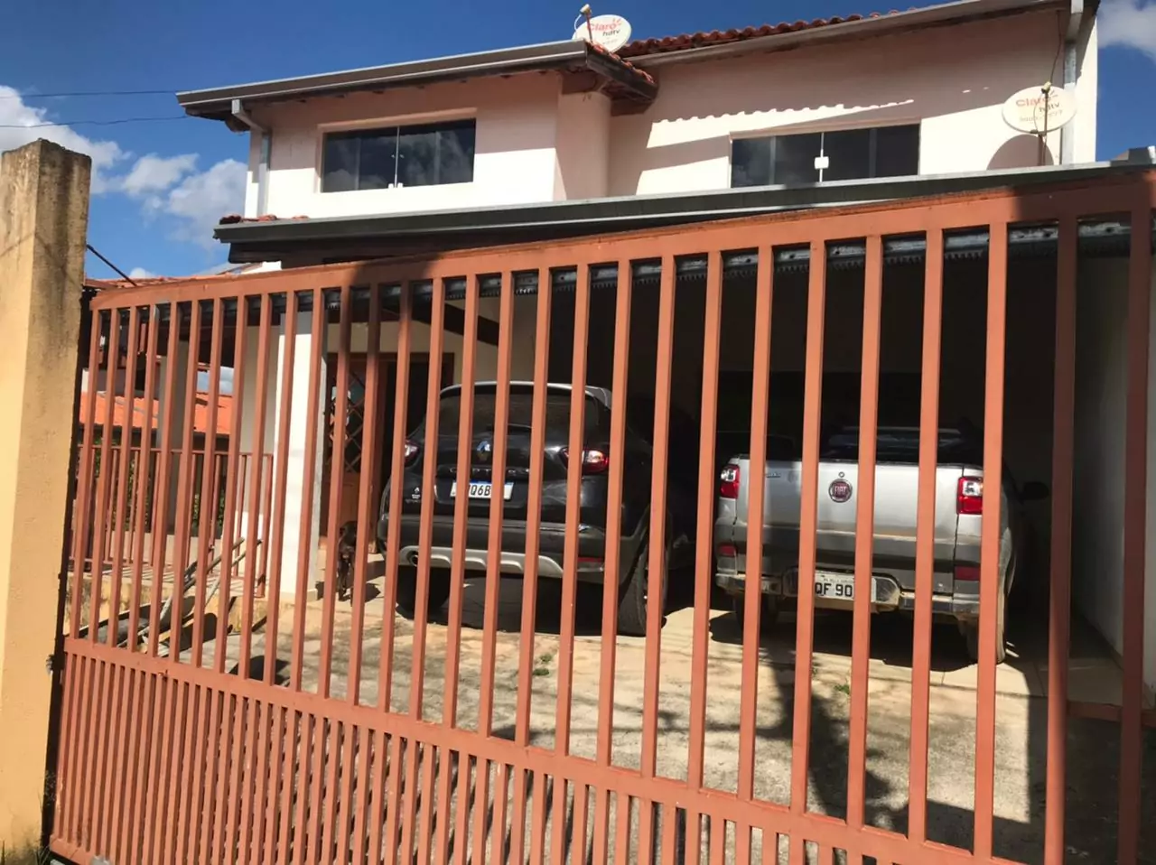 CASA NO BAIRRO VALE DOS EUCALIPTOS — Miniatura 4