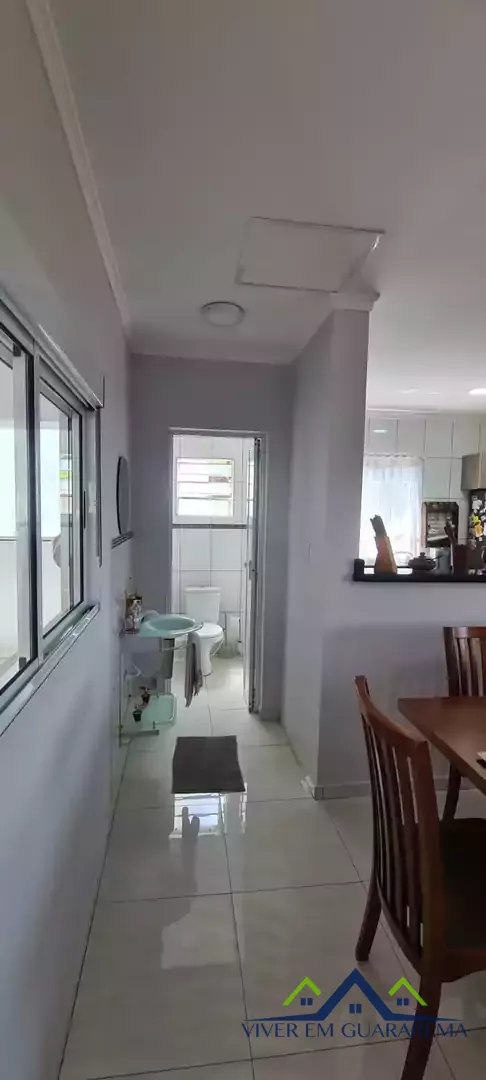 AMPLA E BELA CASA PRÓXIMO AO CENTRO — Miniatura 11