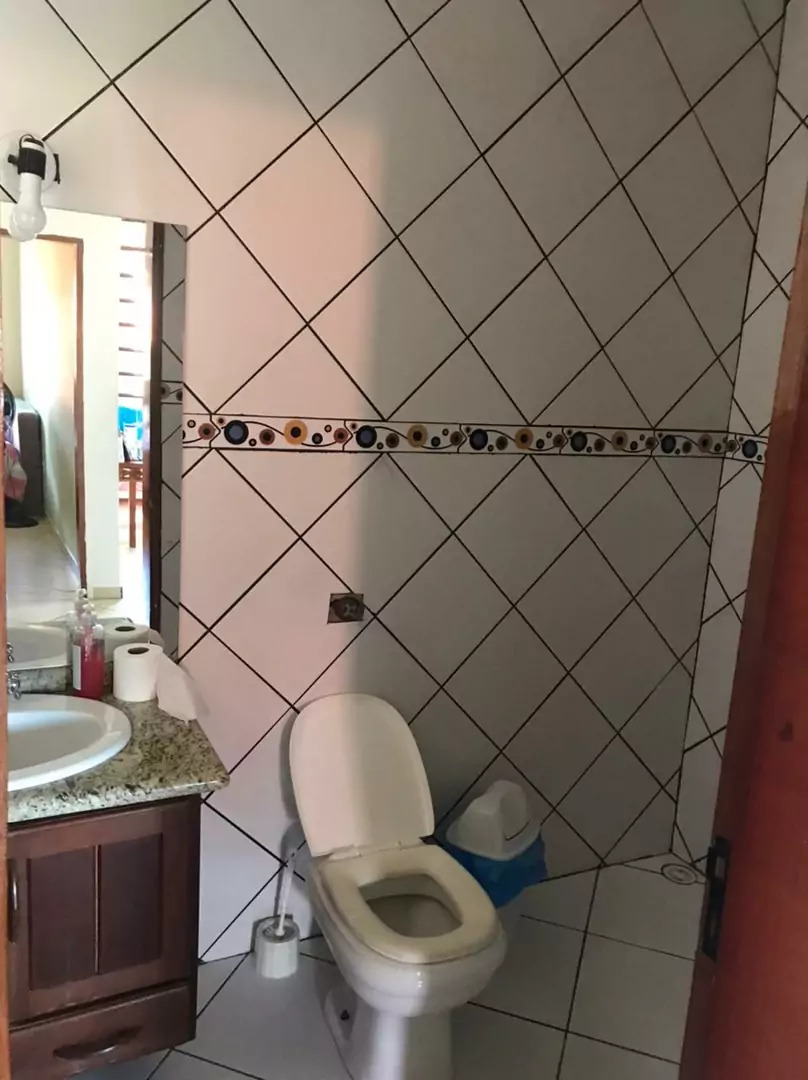 CASA NO BAIRRO VALE DOS EUCALIPTOS — Miniatura 22