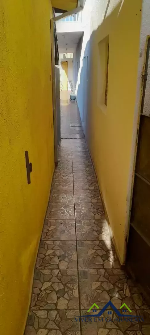 3 CASAS NO MESMO TERRENO NO CENTRO DE GUARAREMA — Miniatura 14