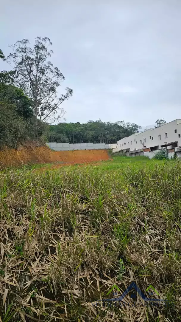 TERRENOS À VENDA NO BAIRRO ITAPEMA