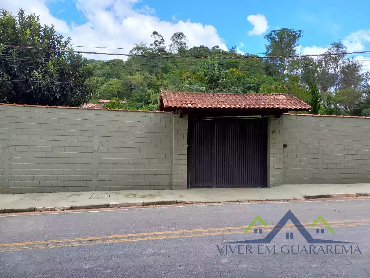CASA À VENDA NO BAIRRO VALPARAÍBA — Miniatura 3