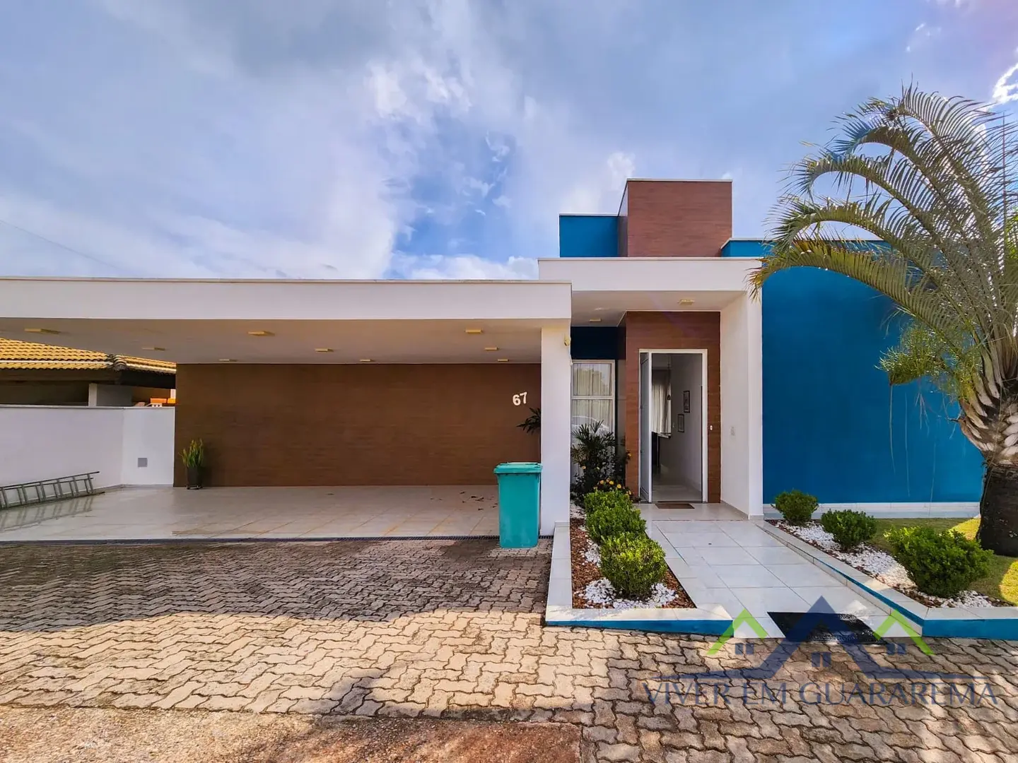 CASA ENCANTADORA PARA LOCAÇÃO NO RESIDENCIAL LAGO DOURADO
