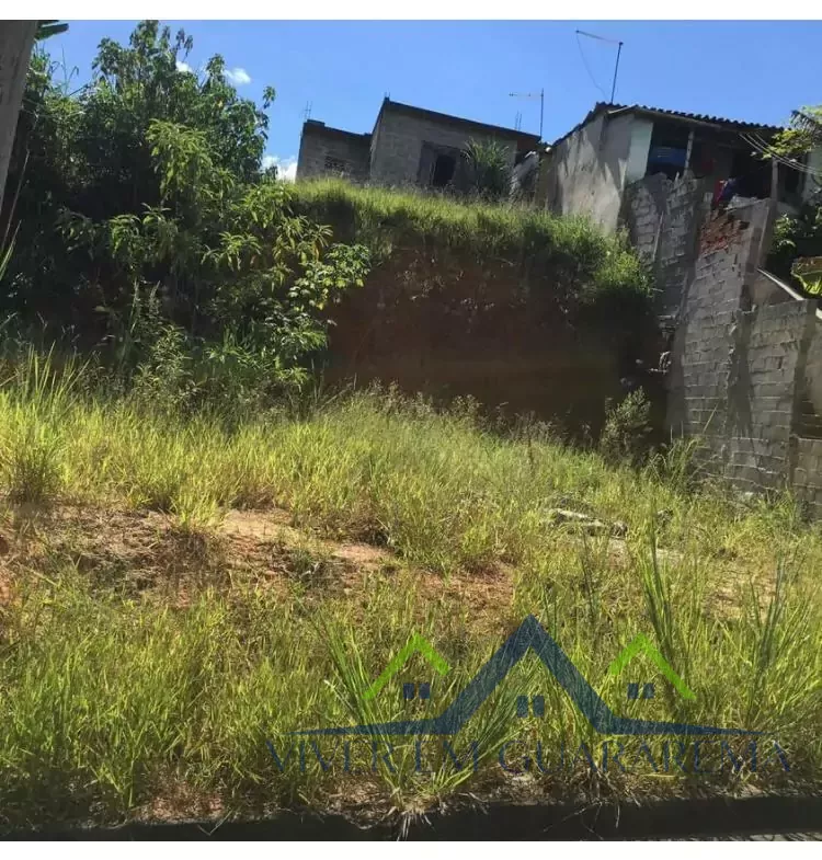 TERRENO COM 1 CÔMODO CONSTRUÍDO NO BAIRRO JARDIM LUIZA