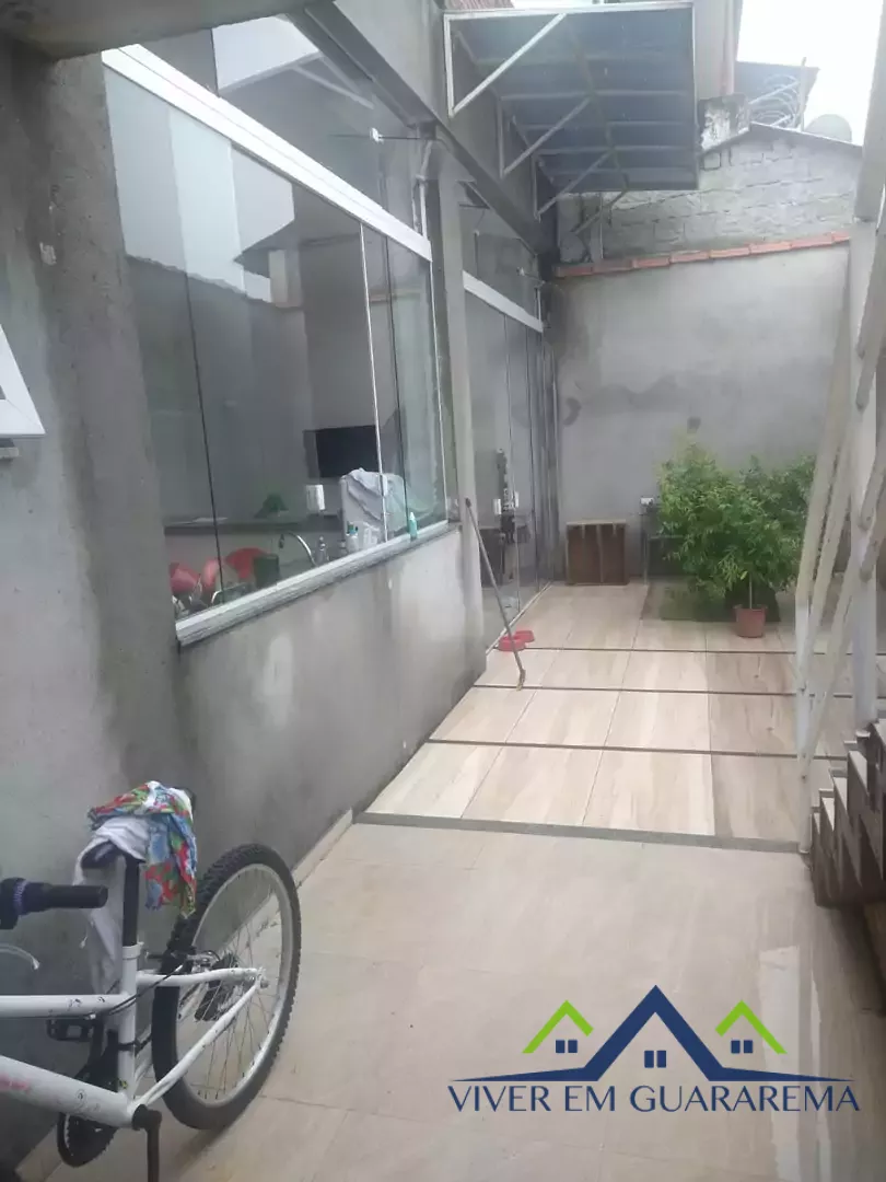 CASA COM SALÃO COMERCIAL SEMI PRONTO À VENDA NO CENTRO DA CIDADE DE GUARAREMA — Miniatura 12