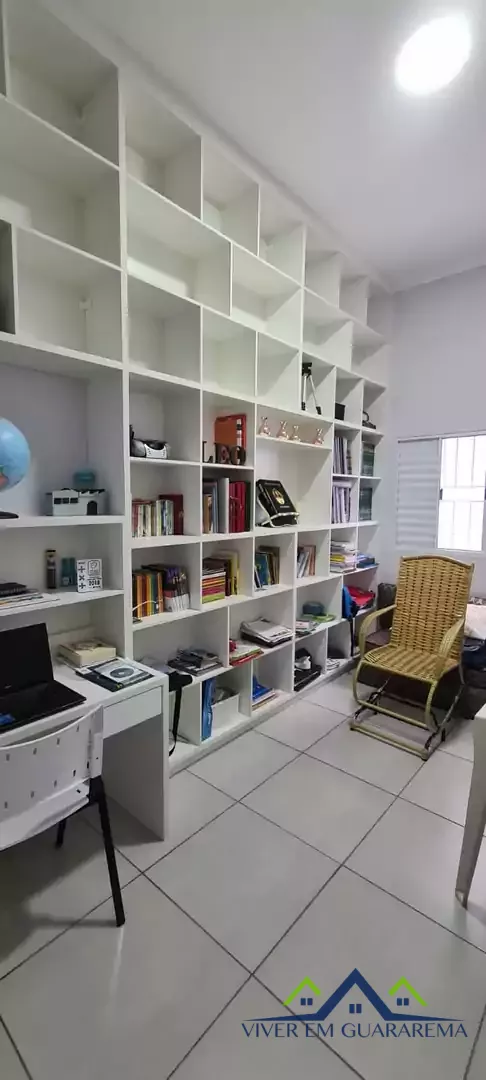 AMPLA E BELA CASA PRÓXIMO AO CENTRO — Miniatura 24