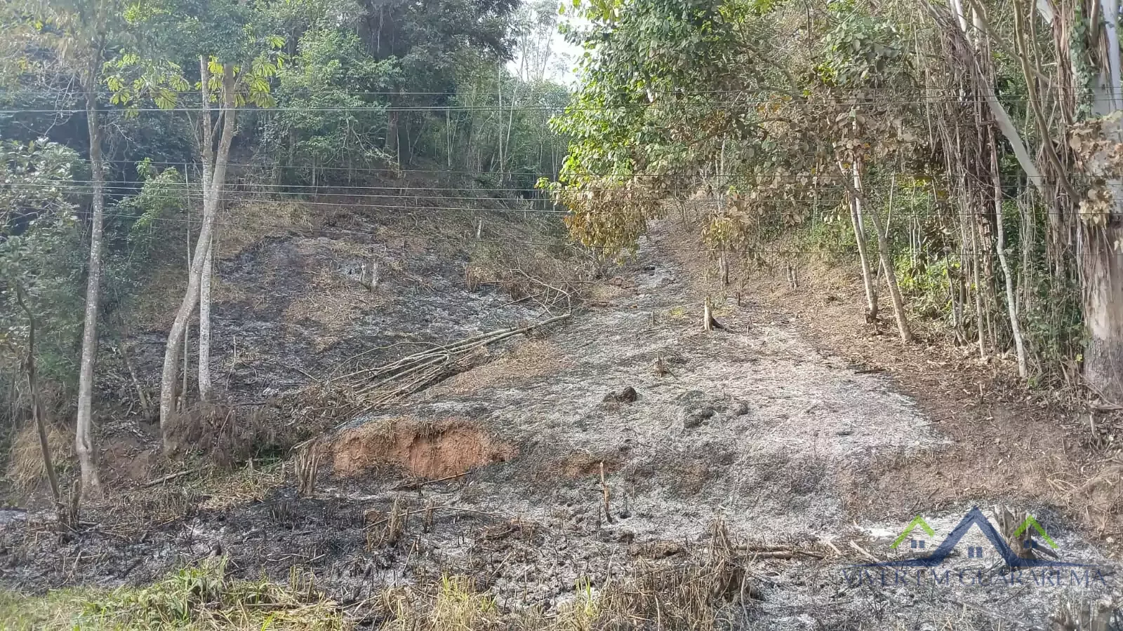 TERRENO À VENDA EM SANTA BRANCA
