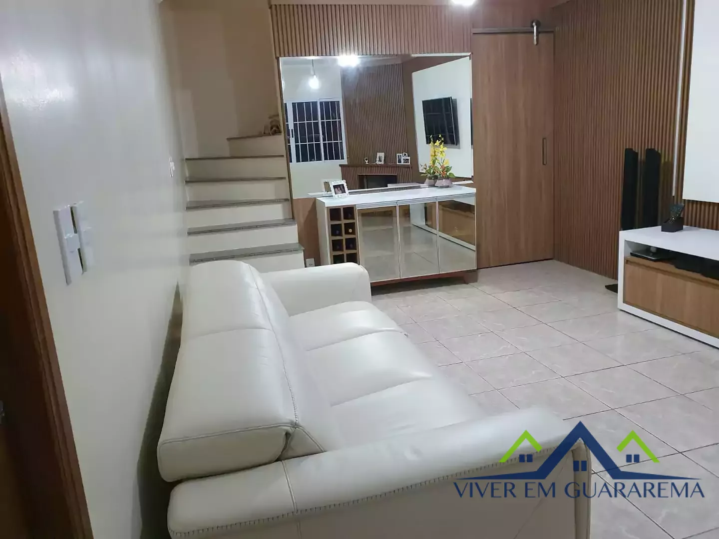CASA À VENDA NO BAIRRO ITAPEMA — Miniatura 2