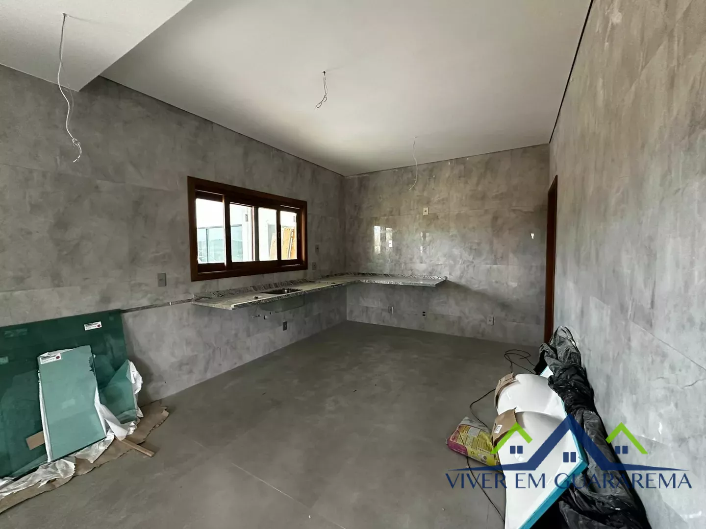 LINDA CHÁCARA COM VISTA PRIVILEGIADA EM FASE FINAL DE ACABAMENTO — Miniatura 10