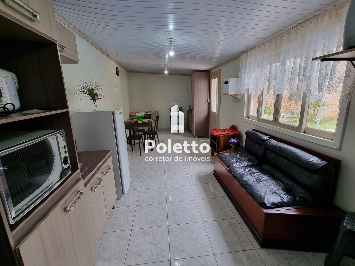 Vende-se casa com piscina em Marau — Miniatura 10