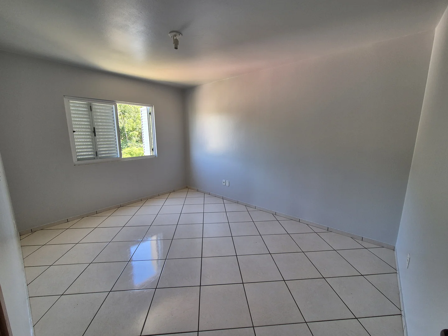 Aluga-se Apartamento com 3 dormitórios — Miniatura 7