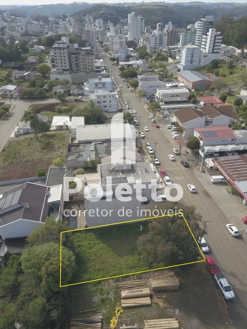 Vende-se Terreno de frente para a Rua Bento Gonçalves — Miniatura 6
