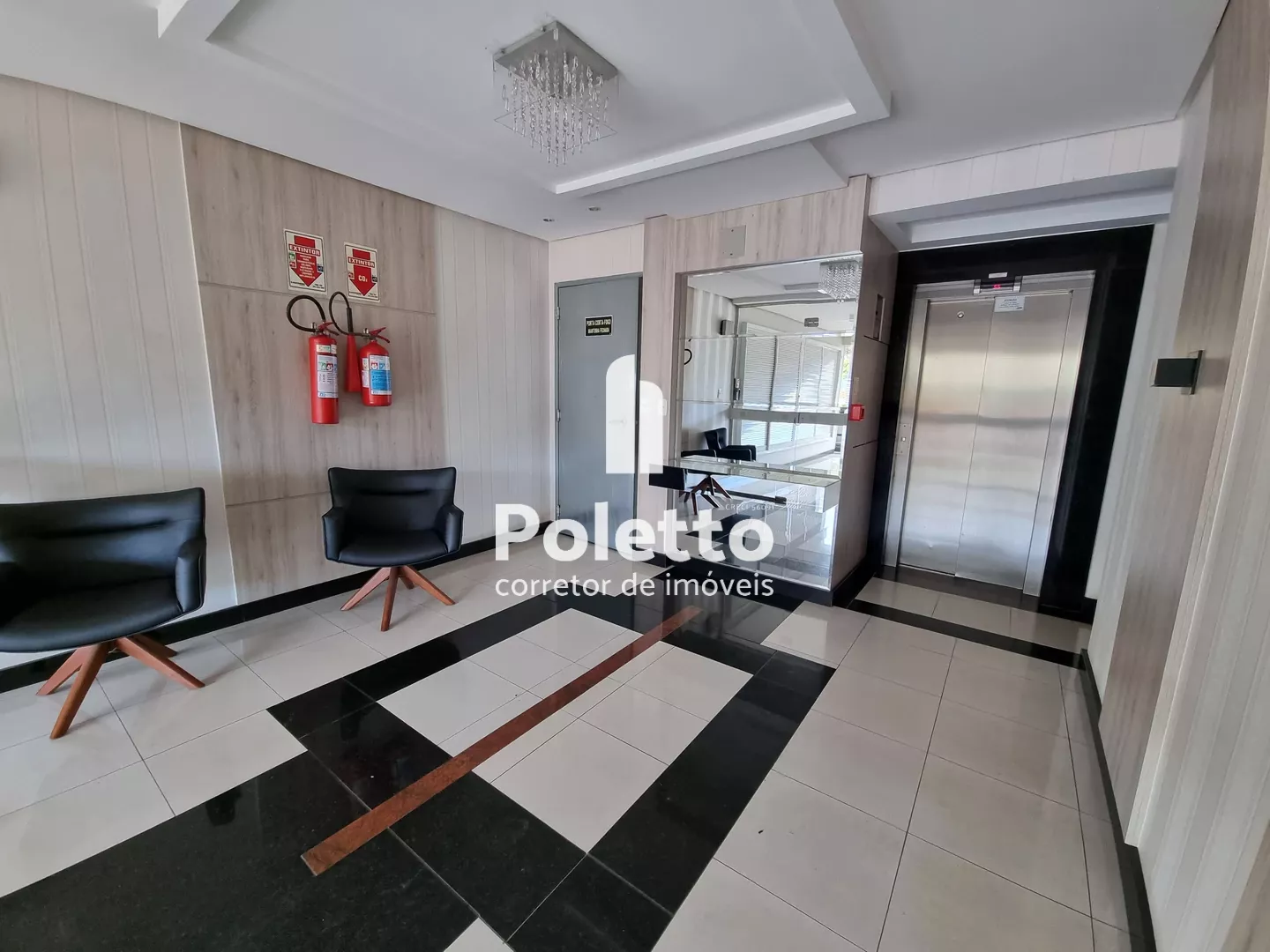 Vende-se apartamento de 03 quartos no centro de Marau — Miniatura 2