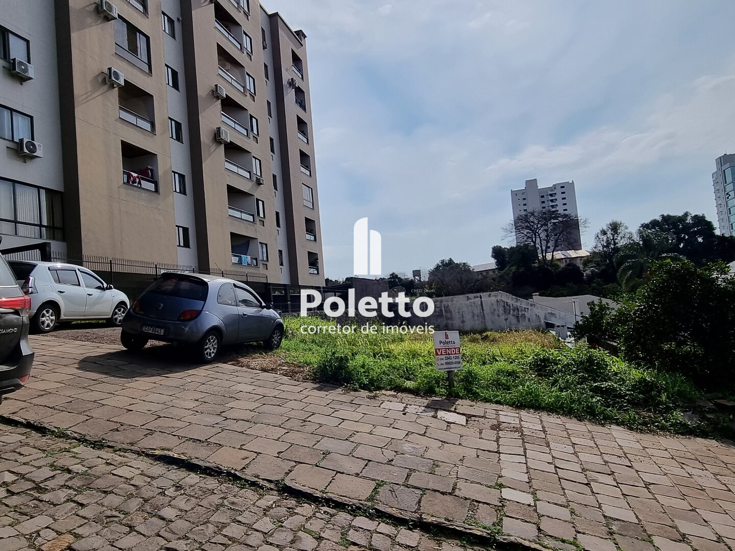 Vende-se terreno no Centro de Marau — Miniatura 3