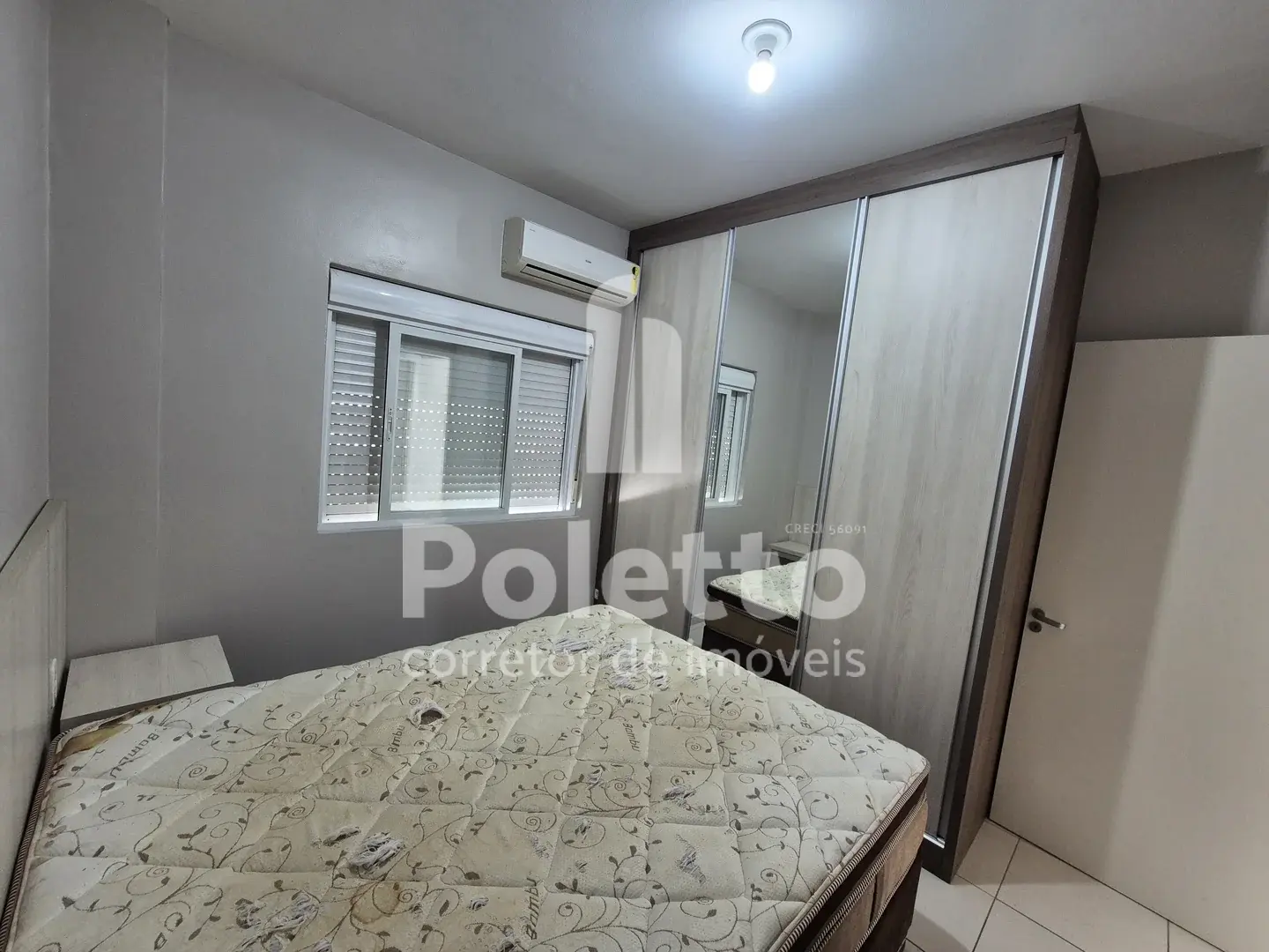 Vende-se apartamento MOBILIADO de 02 quartos — Miniatura 12
