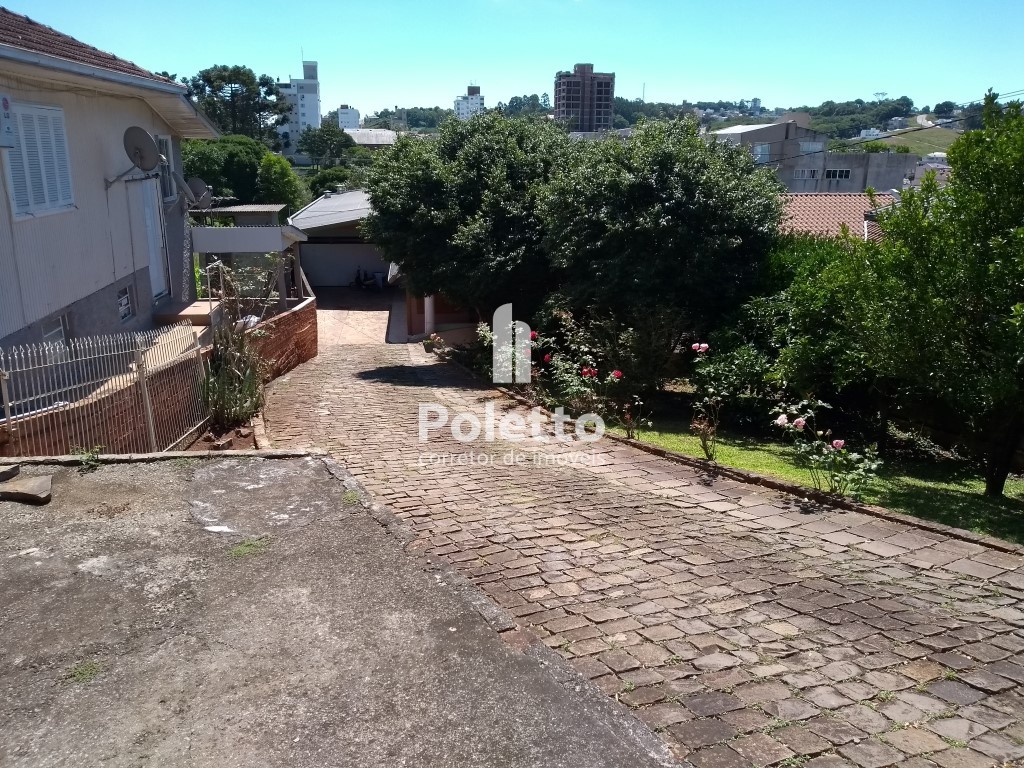 Excelente casa de 4 dormitórios e terreno de 700 m² em Marau — Miniatura 3