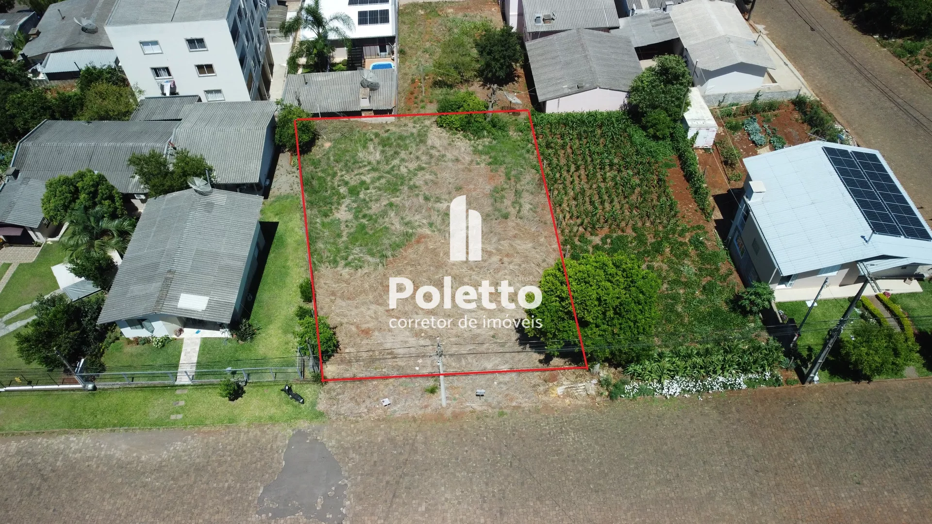 Vende-se terreno com ótima metragem