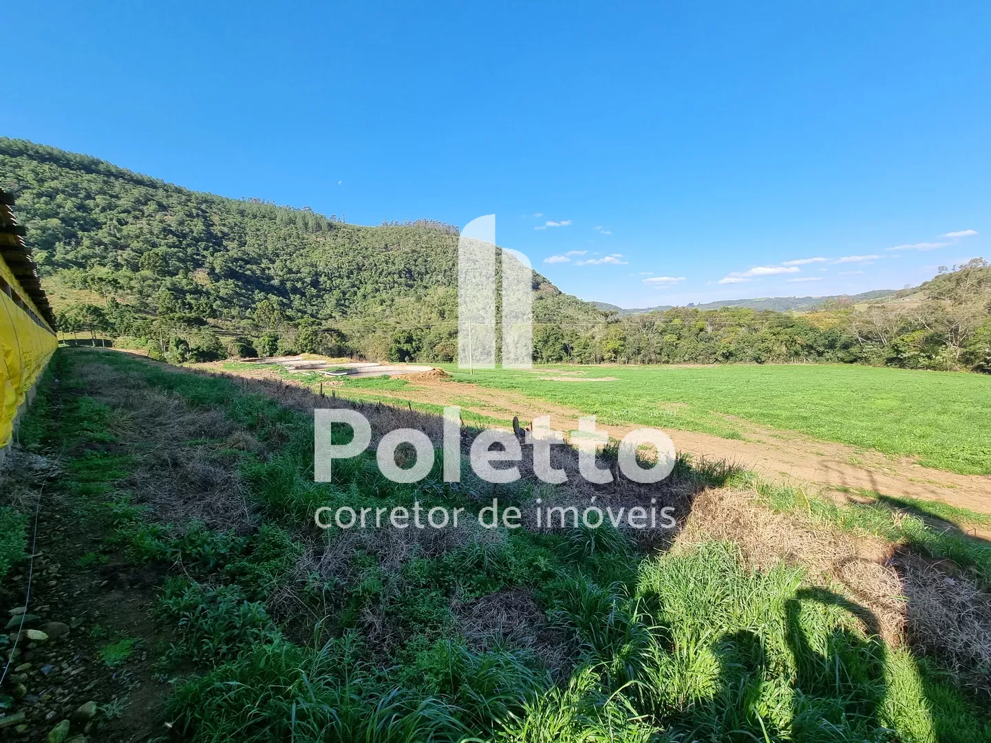 Vende-se área rural no interior de Camargo — Miniatura 9