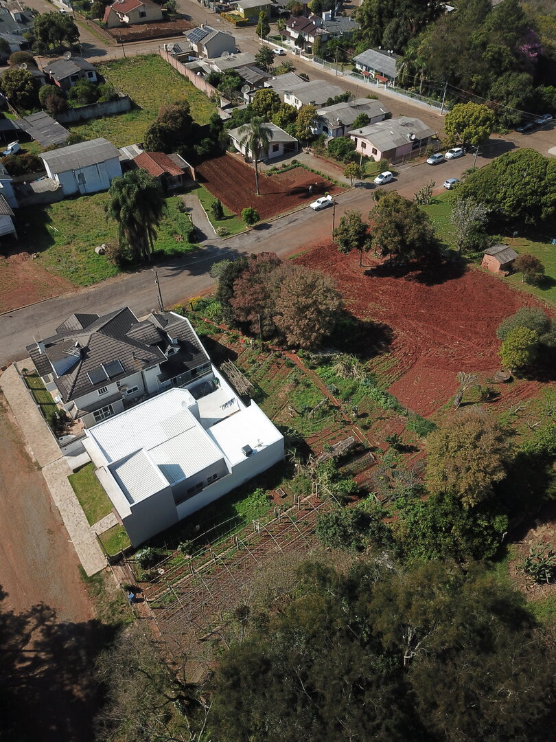 Vende-se lindo terreno em área nobre de Marau — Miniatura 5