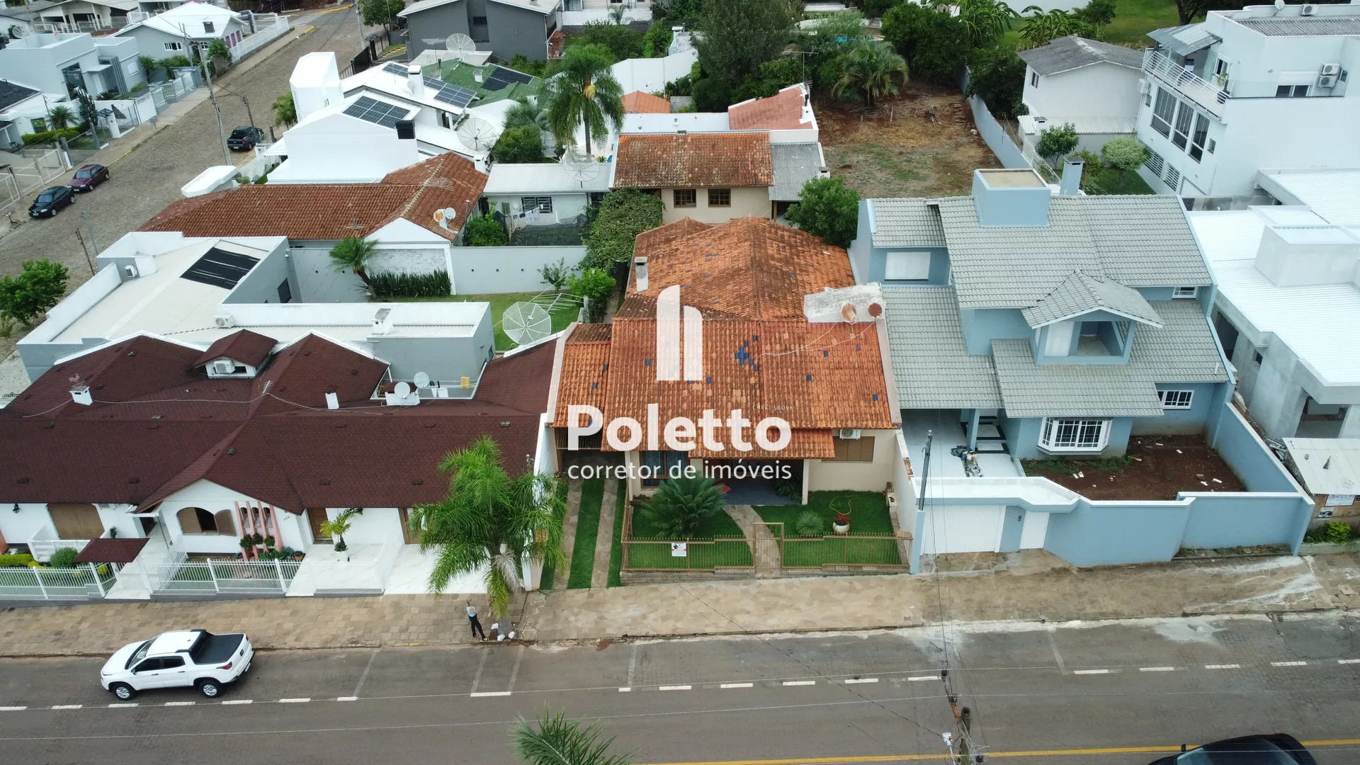 Casa em bairro de alto padrão em Marau — Miniatura 2