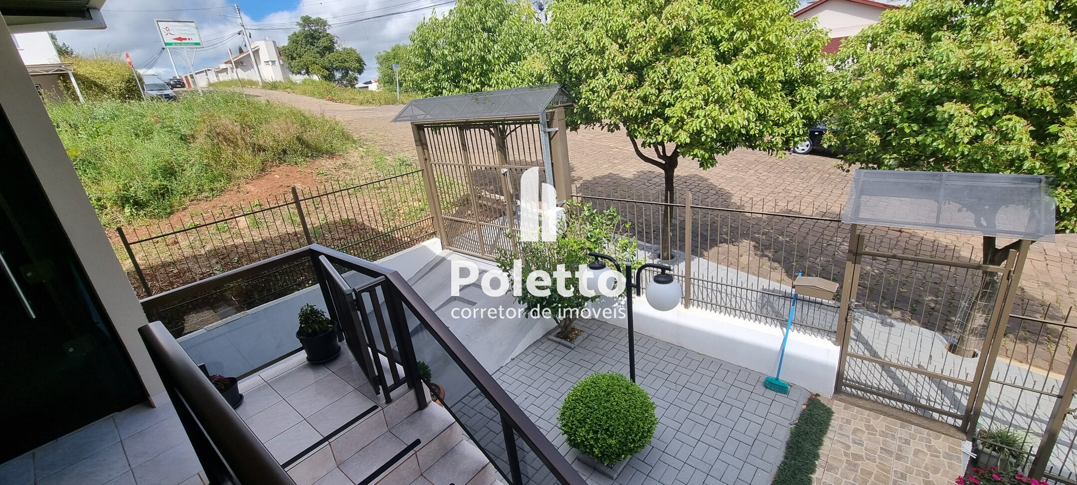 Vende-se casa no centro de Marau — Miniatura 5
