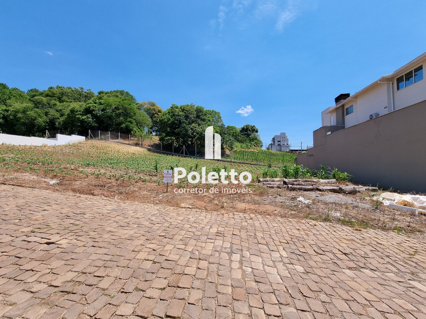 Vende-se terreno próximo ao centro de Marau — Miniatura 2