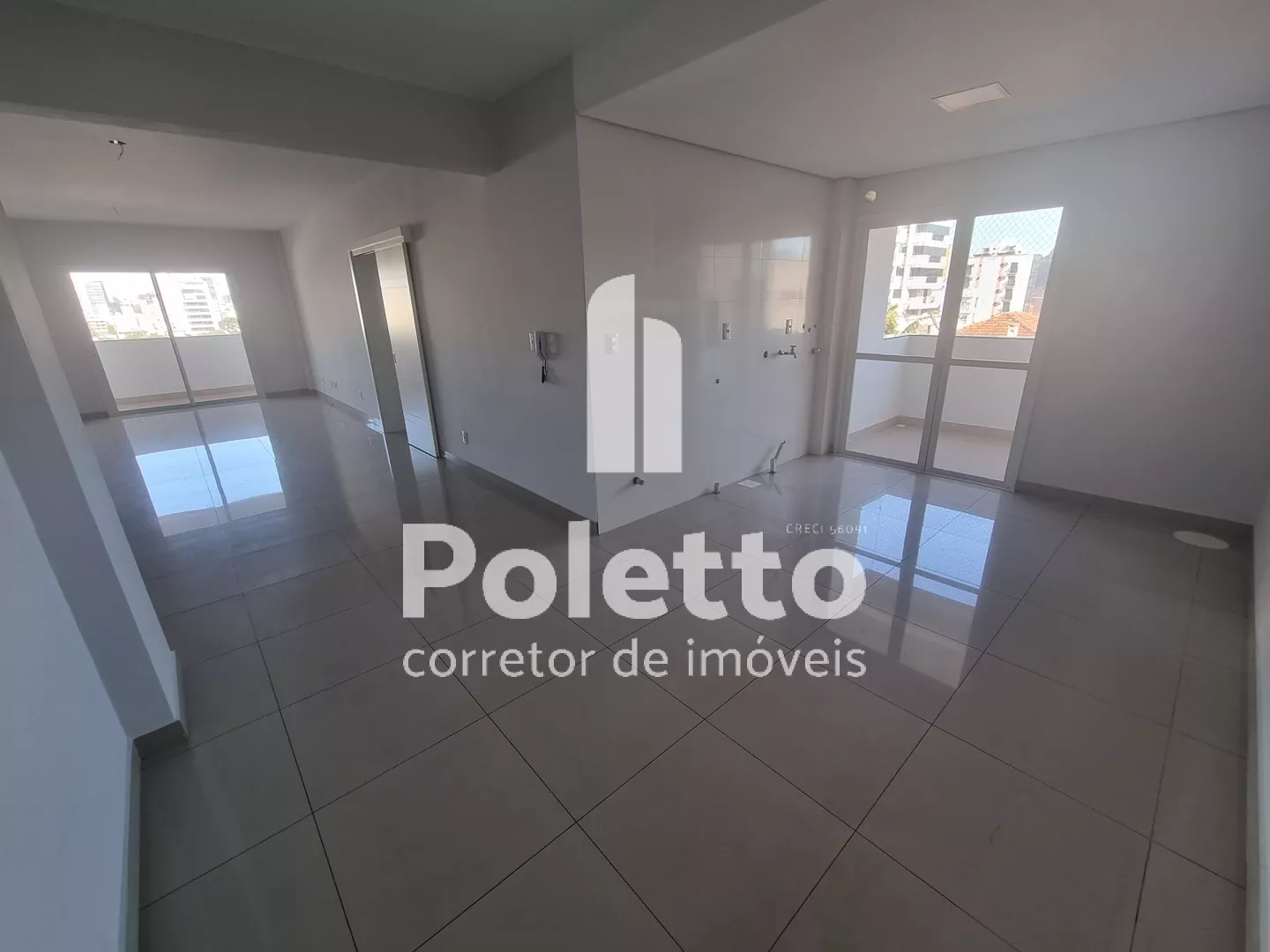 Maravilhoso apartamento de 02 dormitórios no Centro de Marau — Miniatura 4