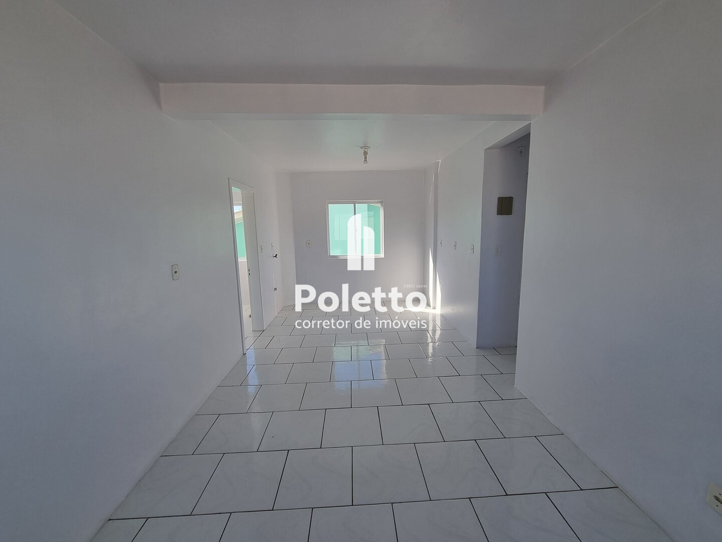 Vende-se apartamento com 02 dormitórios — Miniatura 4