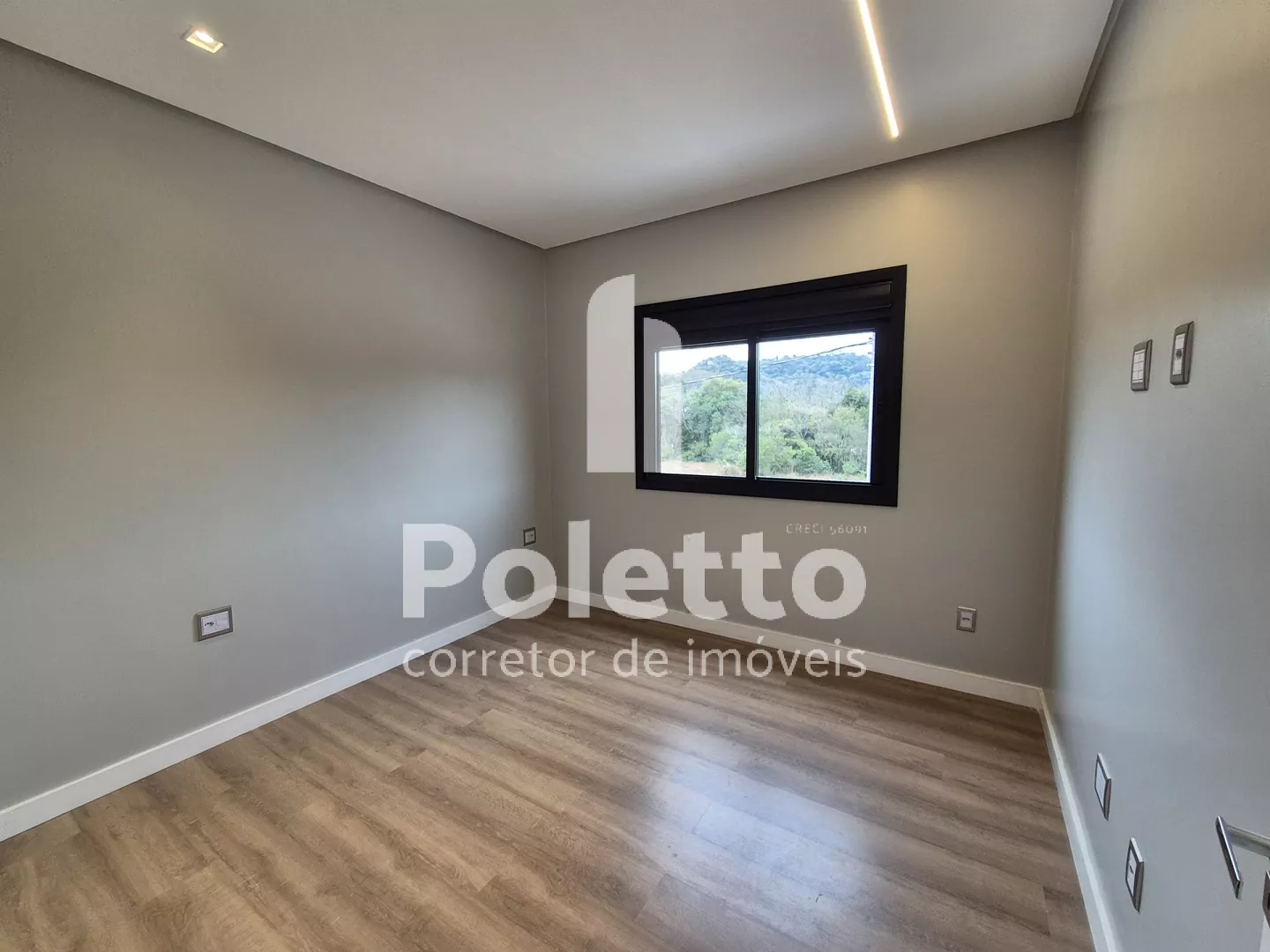 Vende-se casa de Alto Padrão — Miniatura 11