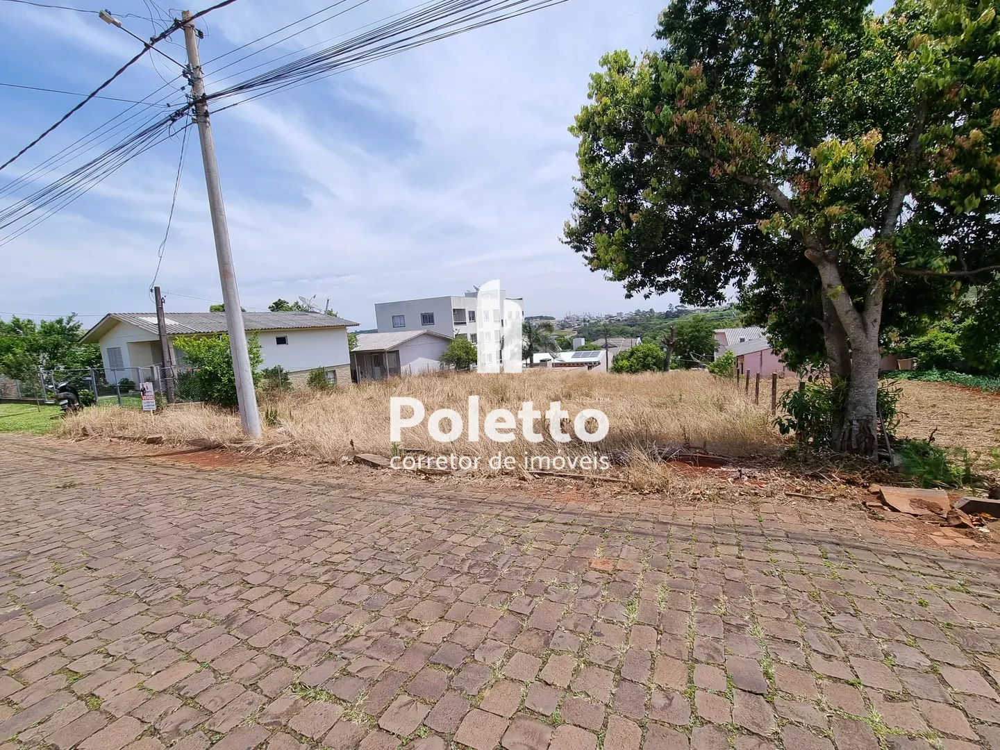 Vende-se terreno com ótima metragem — Miniatura 4