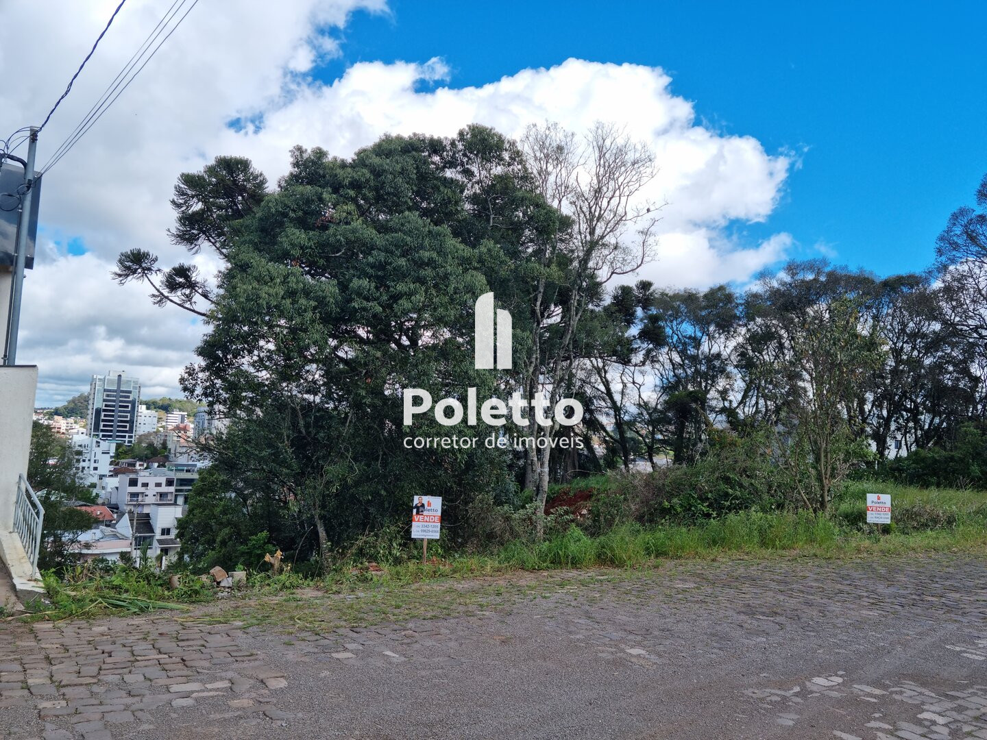 Vende-se terreno em área nobre da cidade e com excelente posição solar. — Miniatura 2