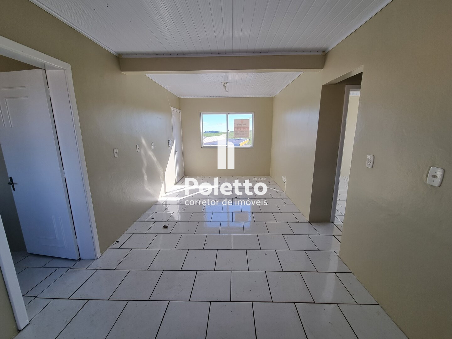 Vende-se apartamento de 2 dormitórios em Marau — Miniatura 2