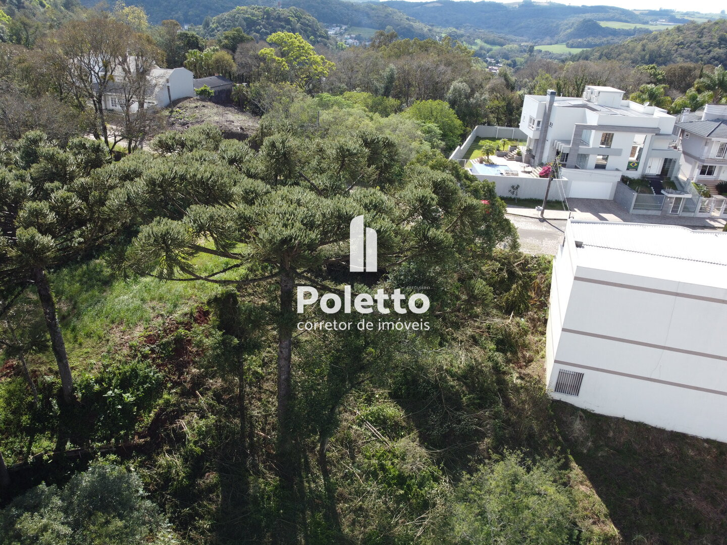 Vende-se terreno em área nobre da cidade e com excelente posição solar. — Miniatura 4