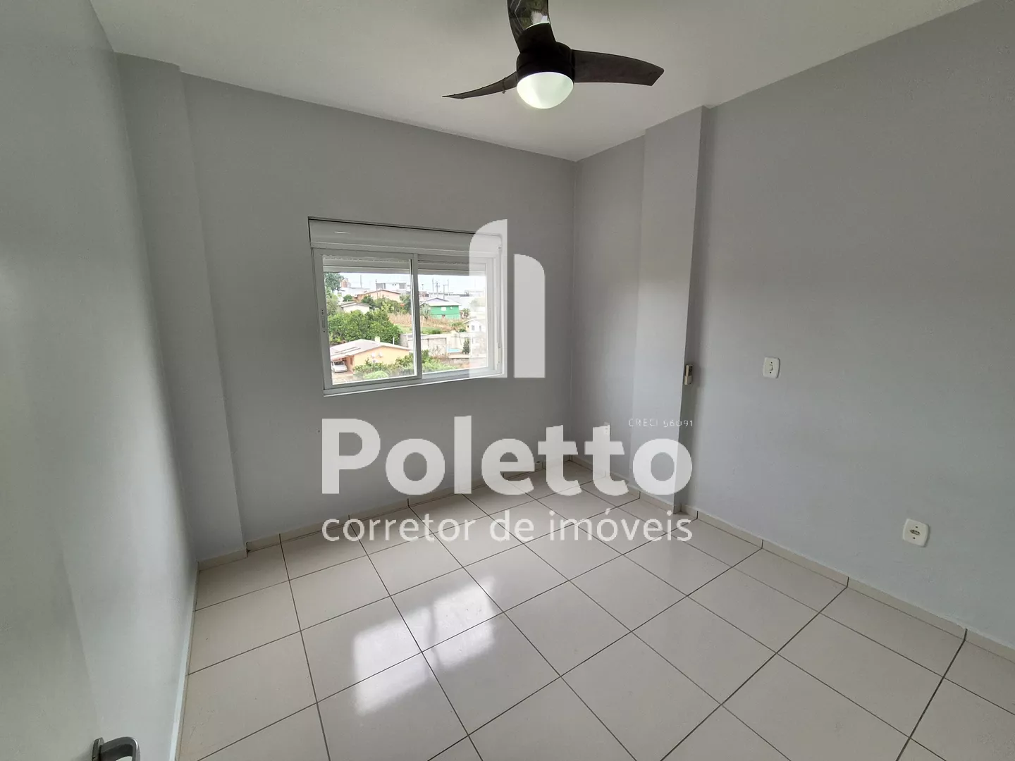 Aluga-se apartamento com 2 quartos — Miniatura 8