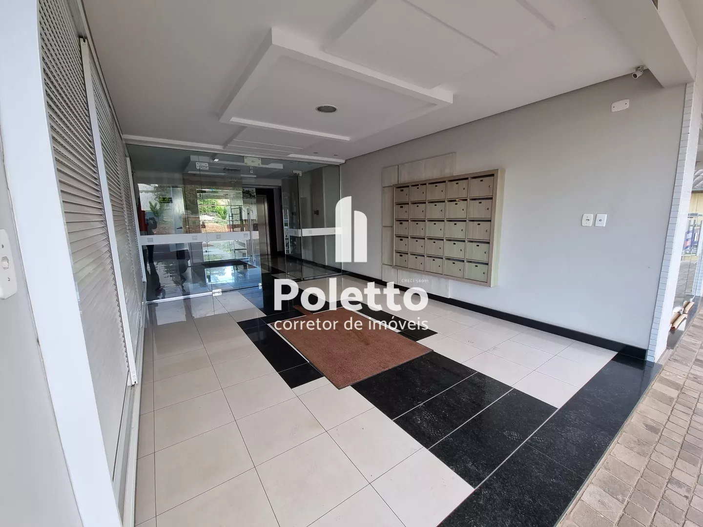 Vende-se apartamento de 03 quartos no centro de Marau — Miniatura 3