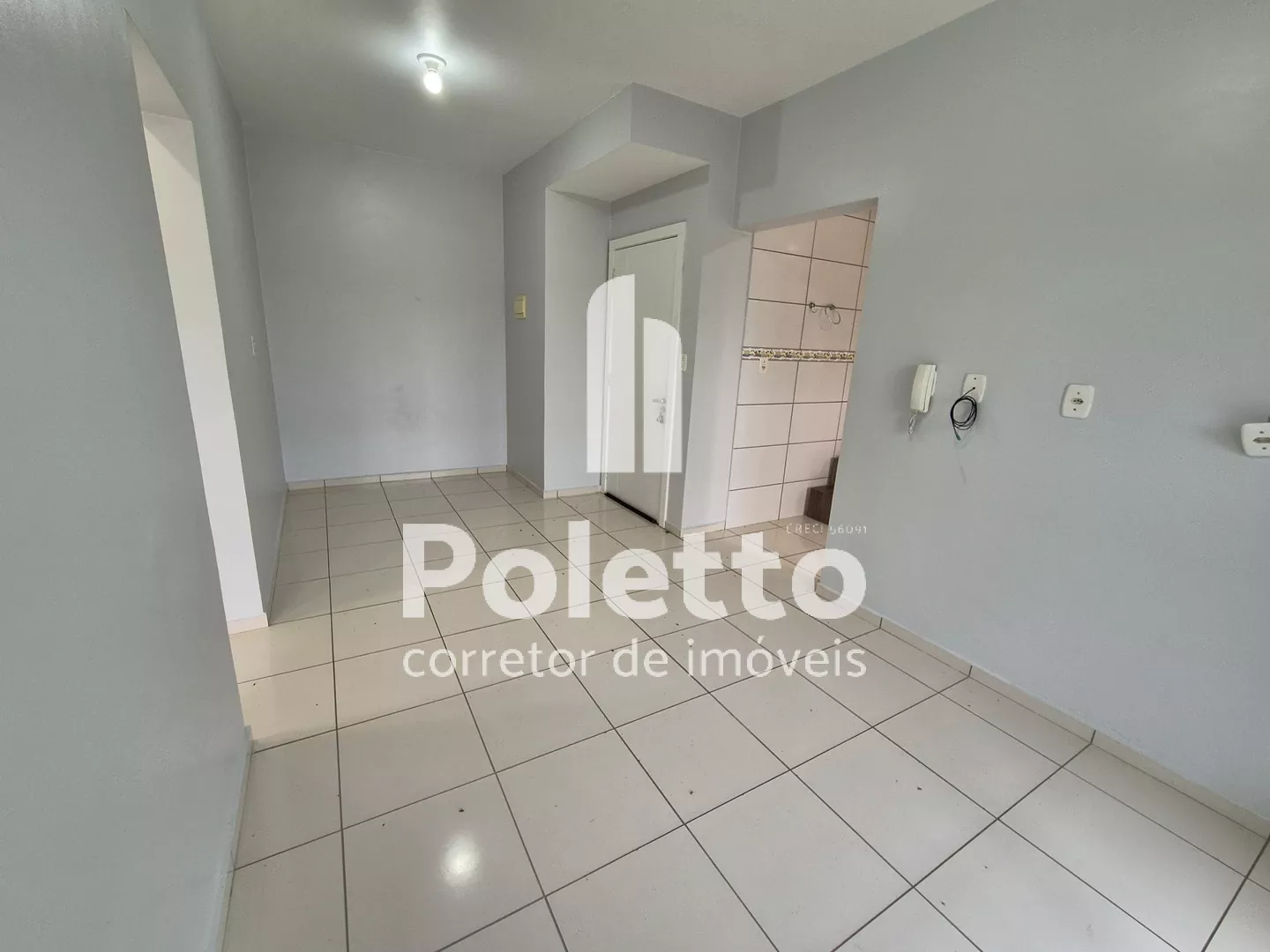 Aluga-se apartamento com 2 quartos — Miniatura 3