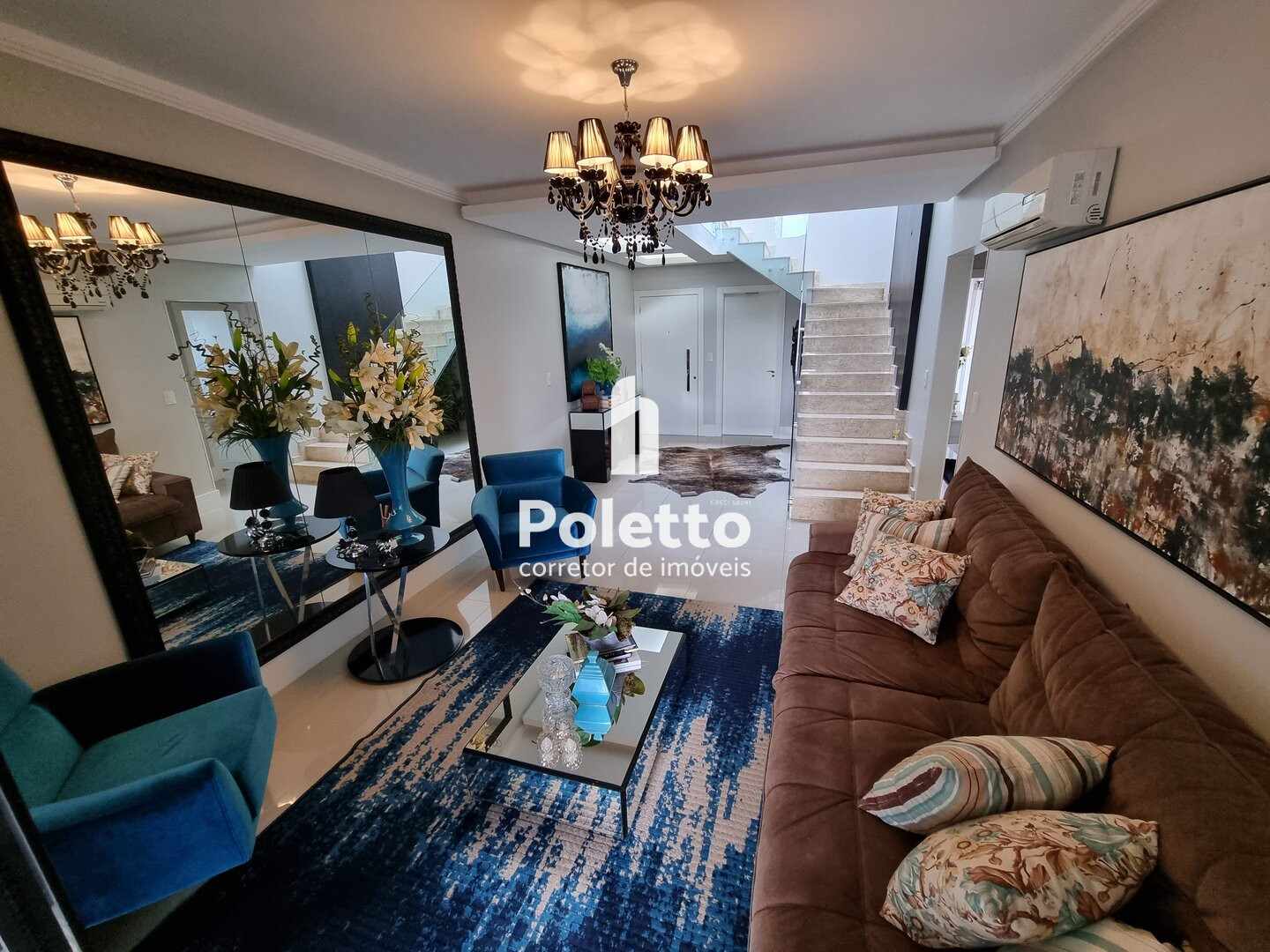 Vende-se linda cobertura duplex Mobiliada no centro de Marau — Miniatura 20
