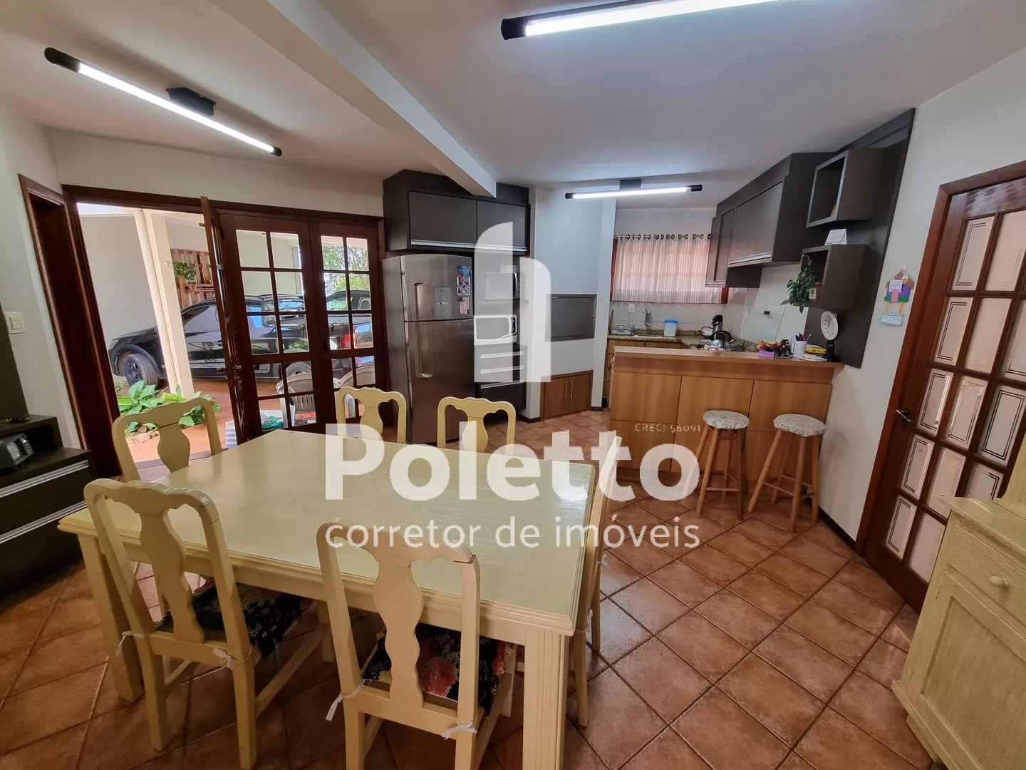 Vende-se casa no centro de Marau — Miniatura 8