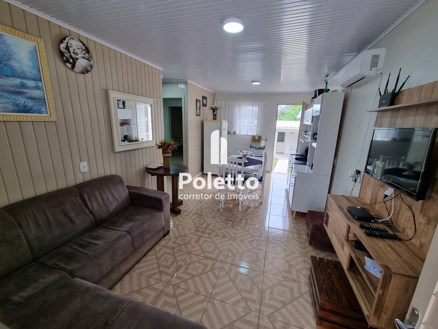 Vende-se casa com piscina em Marau — Miniatura 4
