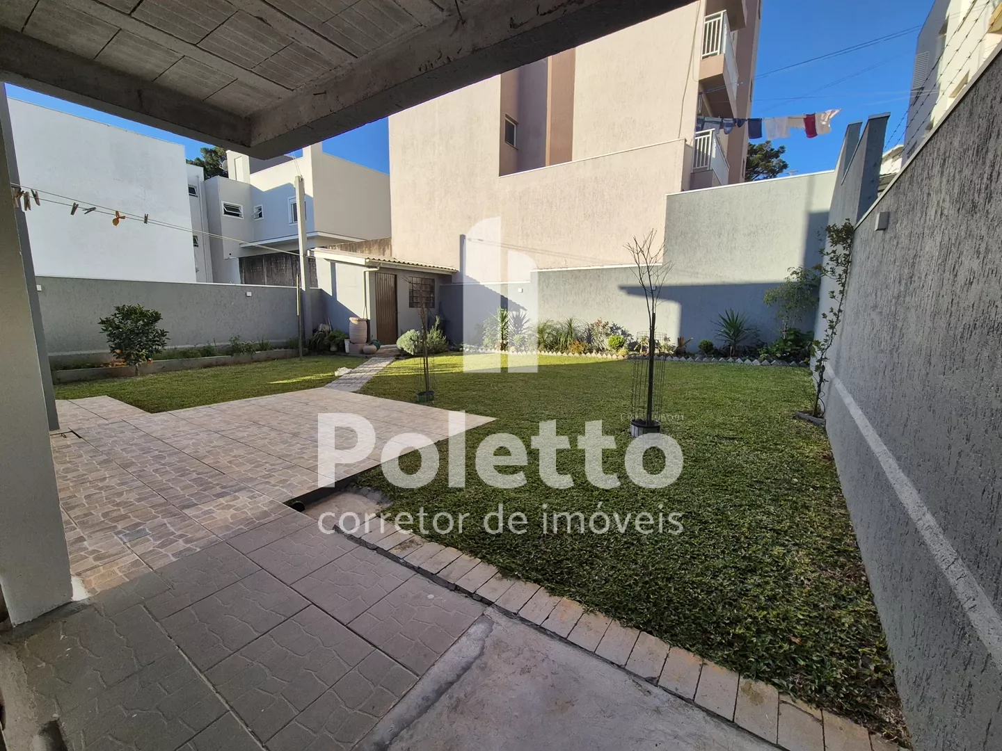 Vende-se casa no centro de Marau — Miniatura 11