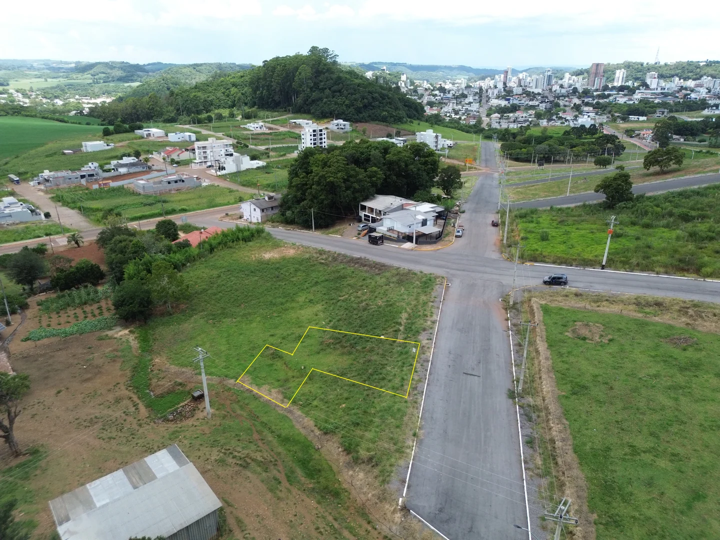 Terreno com 560 m² em Marau