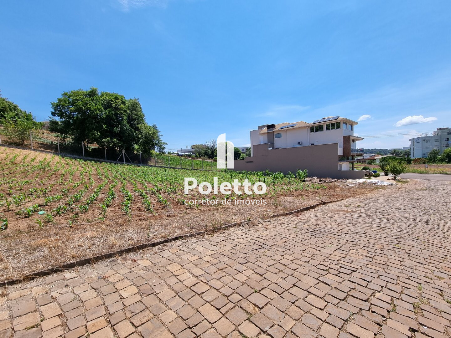 Vende-se terreno próximo ao centro de Marau — Miniatura 4