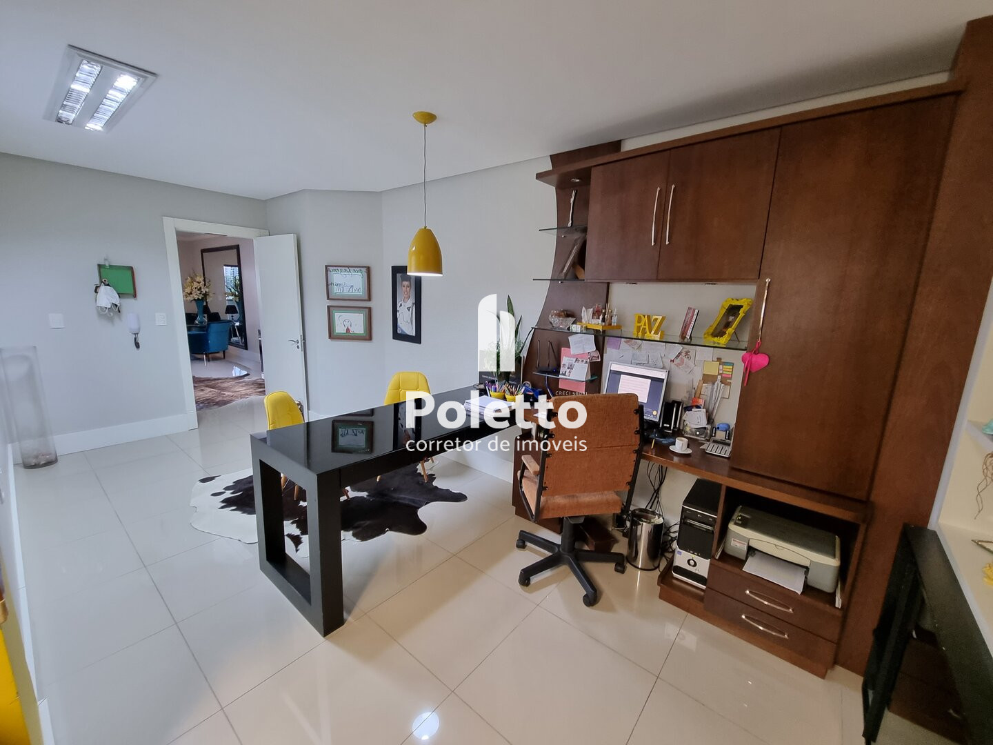 Vende-se linda cobertura duplex Mobiliada no centro de Marau — Miniatura 23