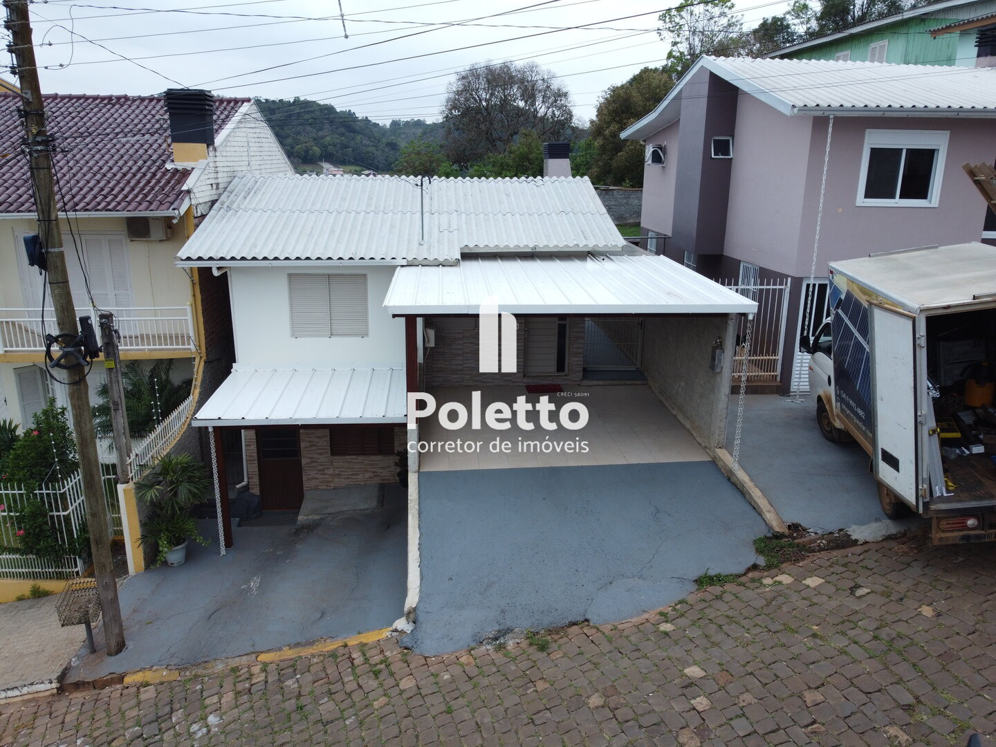 Vende-se casa com piscina em Marau — Miniatura 3