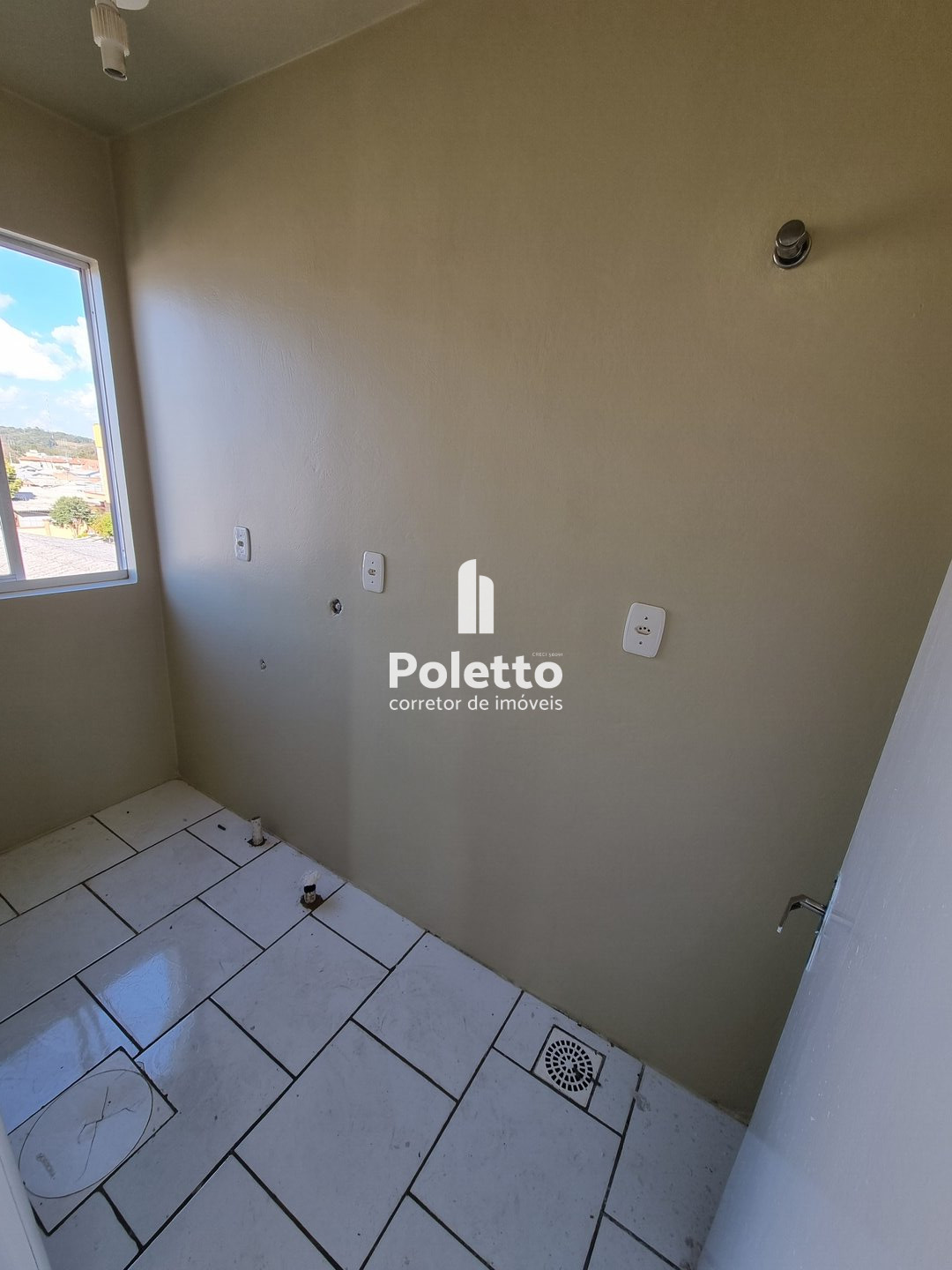 Vende-se apartamento de 2 dormitórios em Marau — Miniatura 5