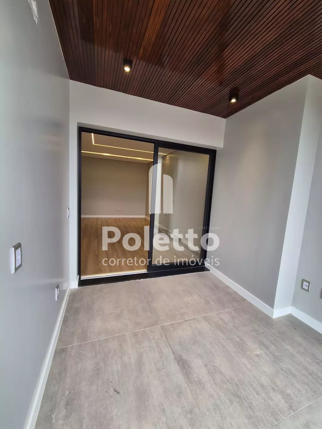 Vende-se casa de Alto Padrão — Miniatura 13