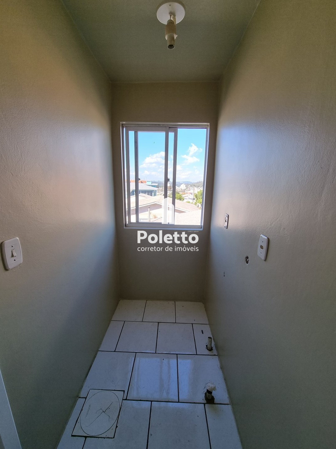 Vende-se apartamento de 2 dormitórios em Marau — Miniatura 4