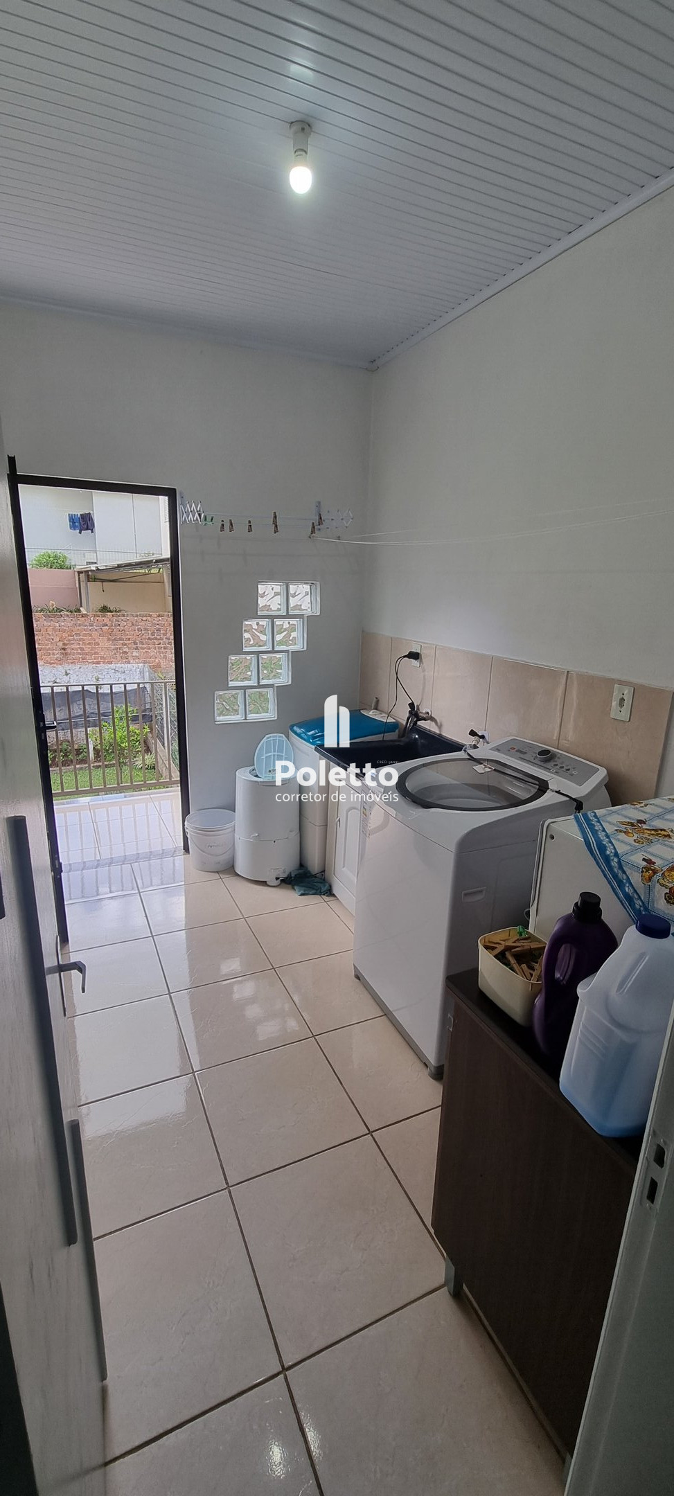 Vende-se casa no centro de Marau — Miniatura 10